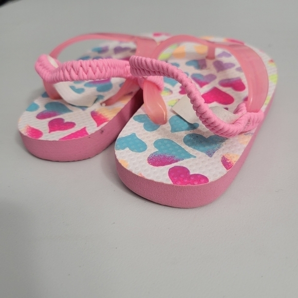 Children's Place Baby Heart Print Sandals Flip Flops - Picture 7 of 8